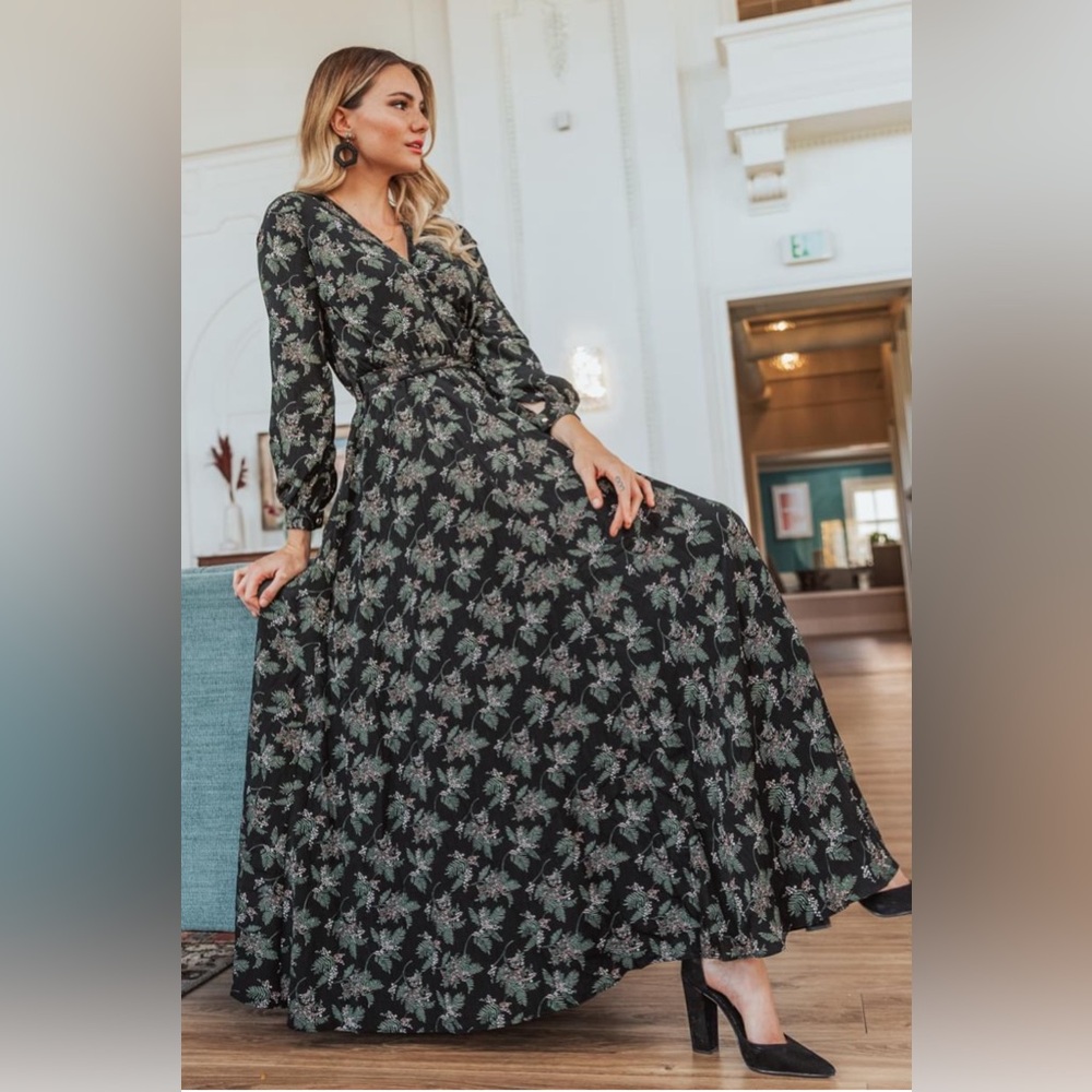 Ivy City Co Dark Floral Maxi Dress